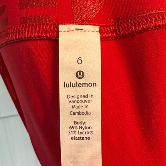 Lululemon Athletica Shiny Red Graphic Leggings - Picture 2 of 4